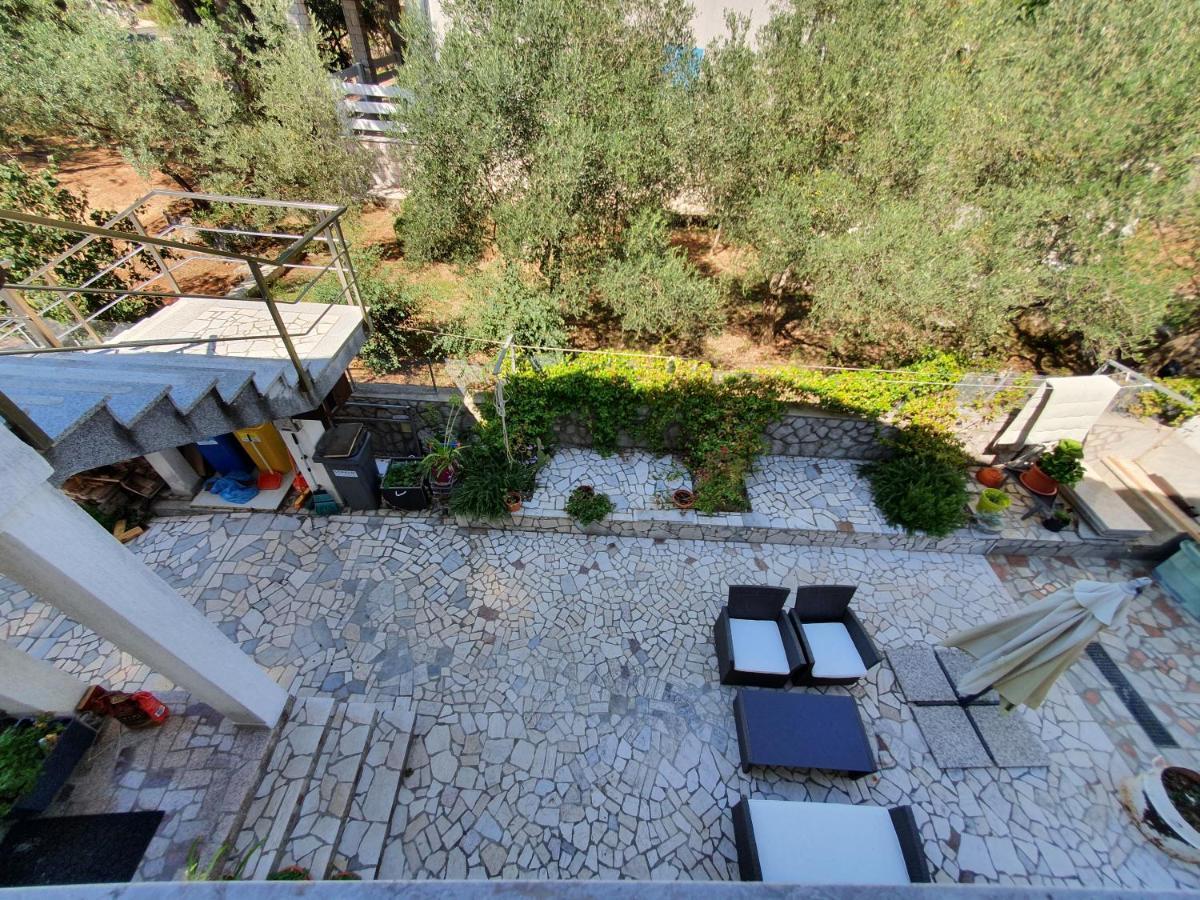 Apartmani Alta Krk Town Exterior foto