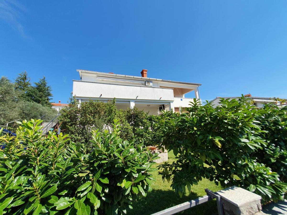 Apartmani Alta Krk Town Exterior foto